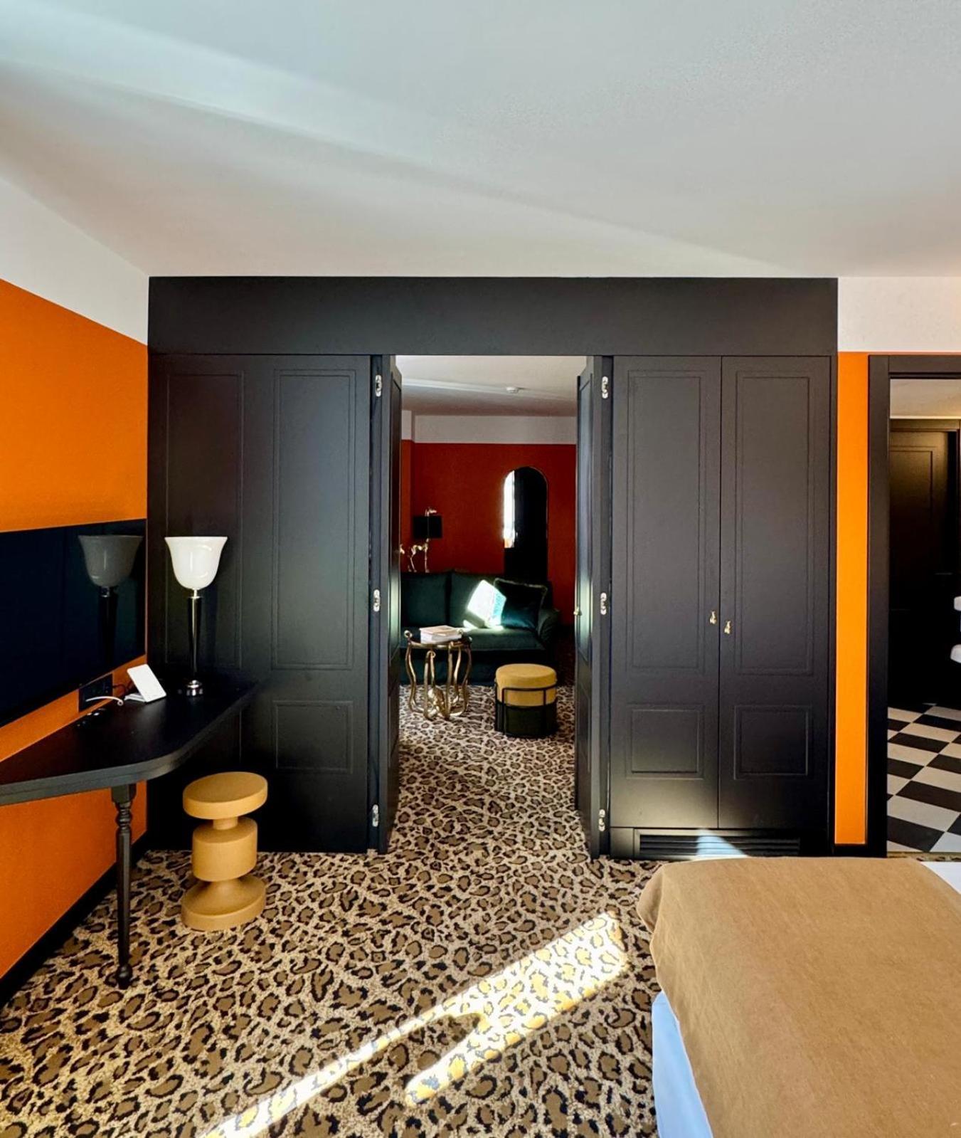 Hotel Divino & Apartments Figueres  Exterior foto